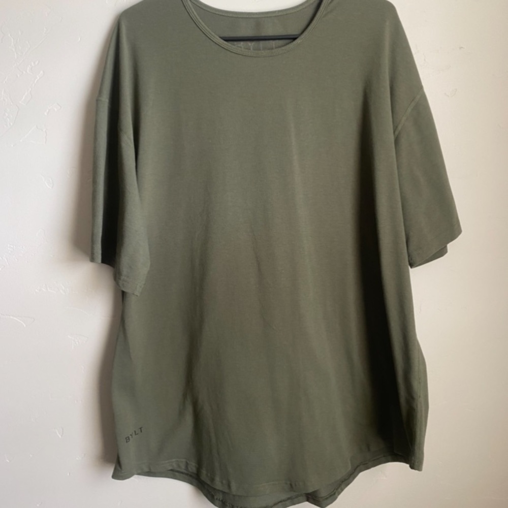 Bylt Basics scoop tee.